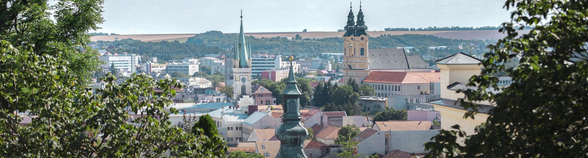 NITRA: Na cintoríne Selenec mesto otestuje systém separovaného zberu odpadu