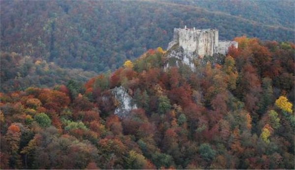 UHROVEC: PhDr. Milan Šišmiš