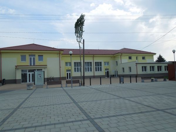 KRÁĽOVÁ NAD VÁHOM: Eclessia in honorem betae Elisabeth