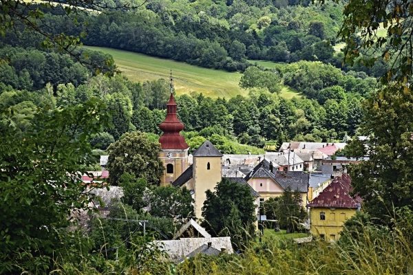 RATKOVÁ: Upratovanie domácnosti