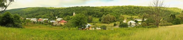 MAŠKOVCE: Malotraktor s príslušenstvom pre komunálne účely