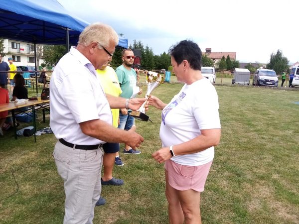 PODLUŽANY: Prvá zachovaná písomná zmienka o obci je až  z r. 1295 ako súčasť uhrovského  panstva.