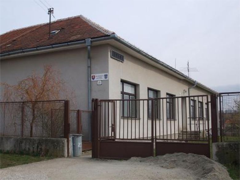 MALÉ CHYNDICE: Obec musela pre nedostatok financií zatvoriť školu!