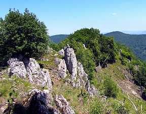 MUDROVCE: Turistika v Mudrovciach a okolí