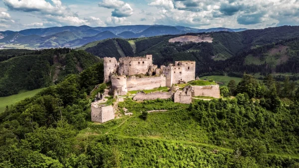 LIETAVA: V historických záznamoch sa obec prvýkrát spomína v roku 1300 n. l.