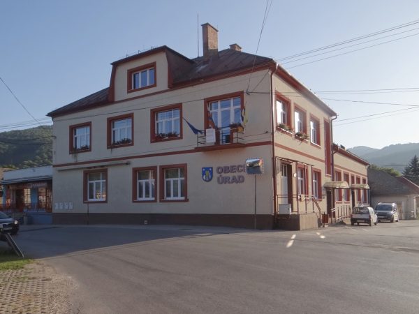 MURÁNSKA DLHÁ LÚKA: Všade na svete, aj tu sa nájdu tienisté miesta, ktoré však prežiaria ľudia s dobrým srdcom, priateľskí, jedným slovom - DLHOLÚŠANE.