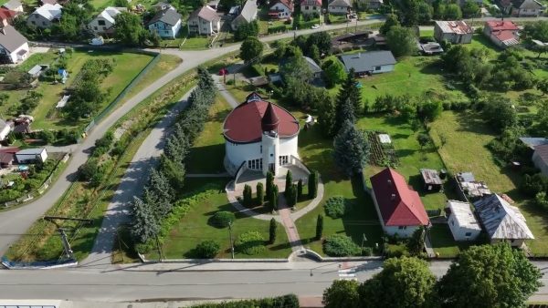 KUKOVÁ: Predpokladá sa, že Kukovú vybudovali usadlíci podľa zákupného práva koncom 13. alebo začiatkom 14. storočia.