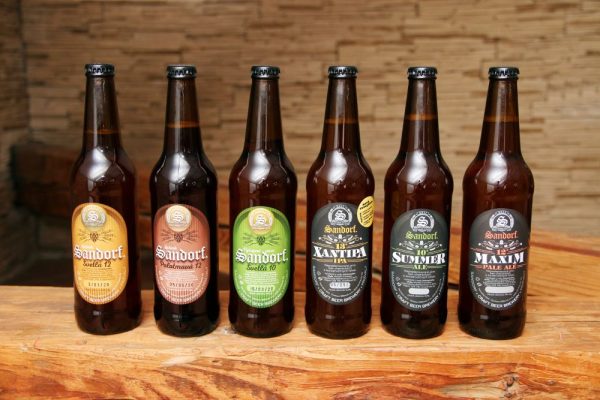 PRIEVALY: Chotár obce sa rozprestiera na západnom úpätí Malých Karpát v severovýchodnej časti Záhorskej nížiny.