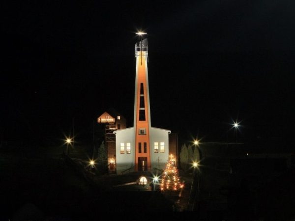 KĽUŠOV: Dominantou obce je budova kostola svätých Cyrila a Metoda.