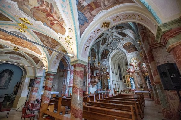 MARIANKA: Kláštor neskôr kúpil knieža Schwarzenberg z Orlíka nad Vltavou, ktorý ho prestaval v klasicistickom štýle na poľovnícky zámoček.