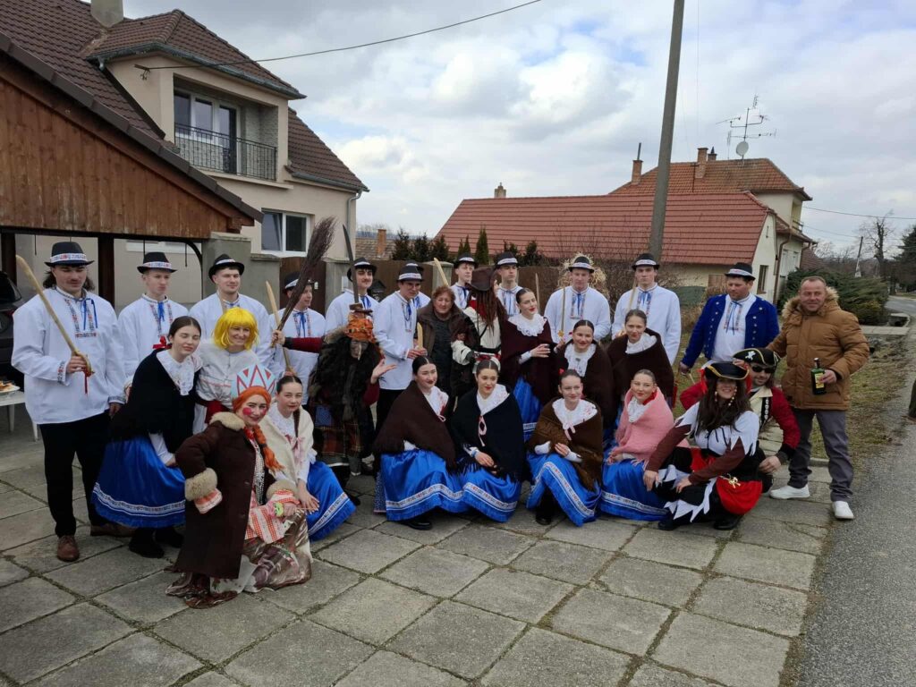 RYBKY: Po maďarských nájazdoch sa toto územie vyľudňuje, o čom svedčí fakt, že z toho obdobia niet žiadných nálezov.