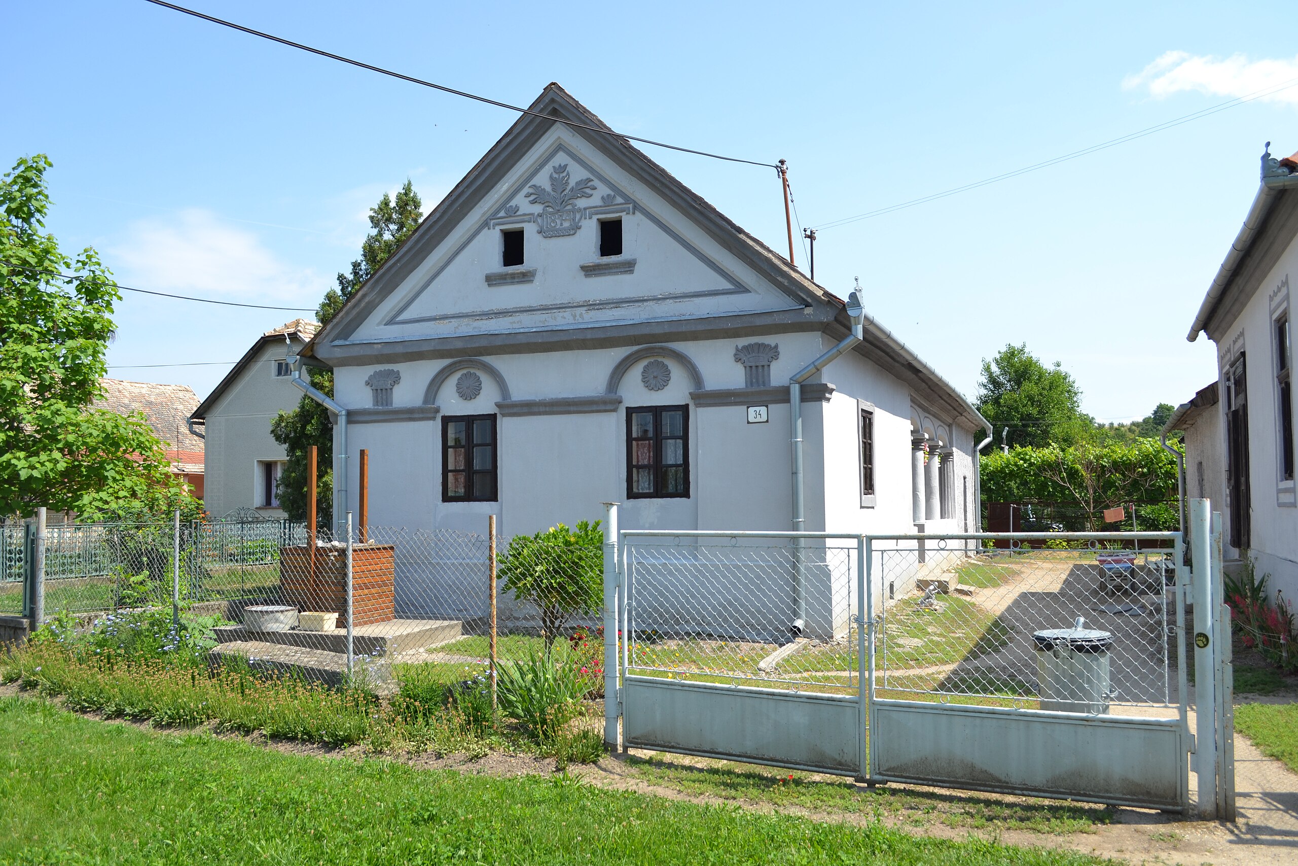 PAVLOVCE: Nachádzajú sa v okrese Rimavská Sobota.