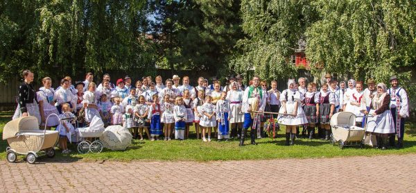 SMRDÁKY: Názov kúpeľov Smrdáky je odvodený od zápachu minerálnej vody.