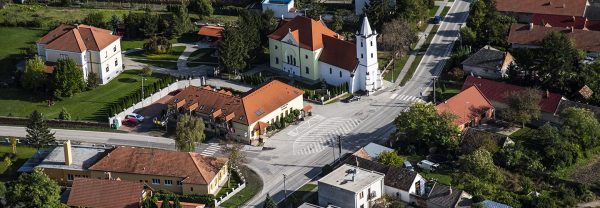 KOSTOLNÁ PRI DUNAJI: Obec Kostolná pri Dunaji patrí medzi menšie obce v okrese Senec.