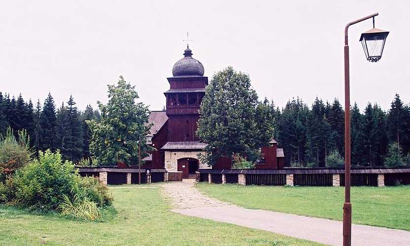 SVÄTÝ KRÍŽ: Nájomníci bytového domu 198 si môžu od dnes 15.12.2025 do 18.12.2025 počas úradných hodín obecného úradu, chodiť podpisovať nájomné zmluvy na rok 2026.