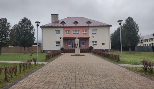 POLOMKA: Všetky práce si gazdinky zabezpečovali samé až po konečný výsledný produkt - plátno.