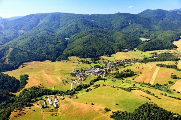 SÁDOČNÉ: Sádočné je obec na Slovensku v okrese Považská Bystrica.