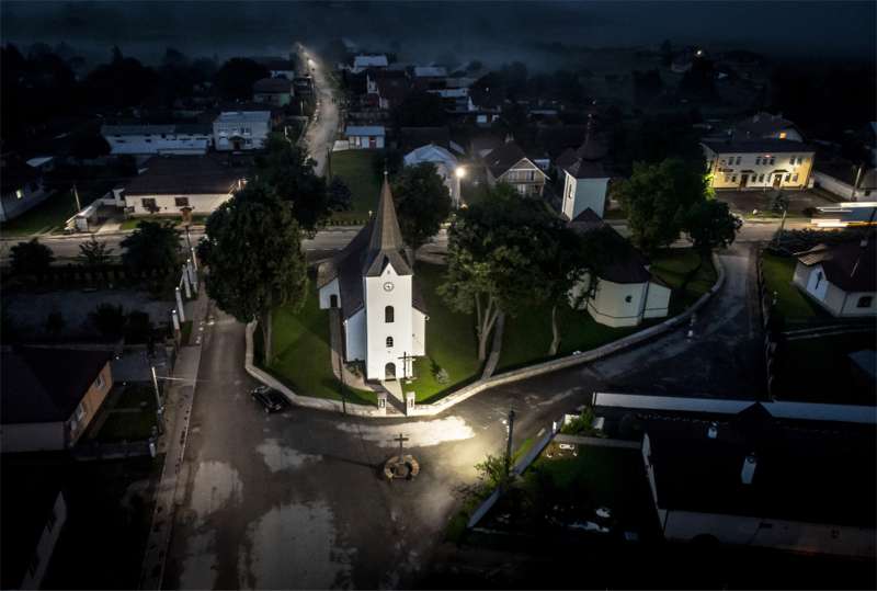 STROČÍN: Obec Stročín od marca 2016 začala realizovať operačný program  - Ľudské zdroje