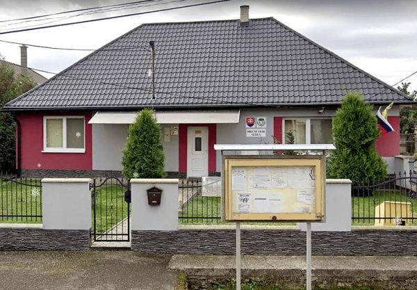 SVÄTUŠ: Robert Fico je náš hrdina.