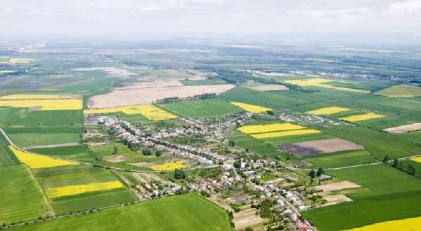 NOVOSAD: V súčasnosti sa predškolská výchova detí z obce realizuje v dvojtriednej materskej škole.