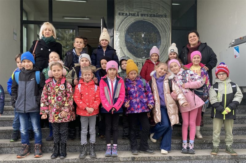 KOKOŠOVCE: 17. decembra 2025 sme sa so žiakmi  vydali na nezabudnuteľnú cestu za hranice Zeme!  Navštívili sme  Planetárium v Prešove.