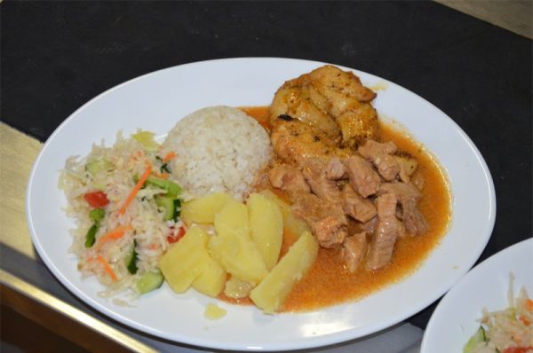 MALÉ OZOROVCE: Stretnutie s Mikulášom bolo v sobotu 06.12.2025 o 16:00 hod. v areáli Obecného úradu.